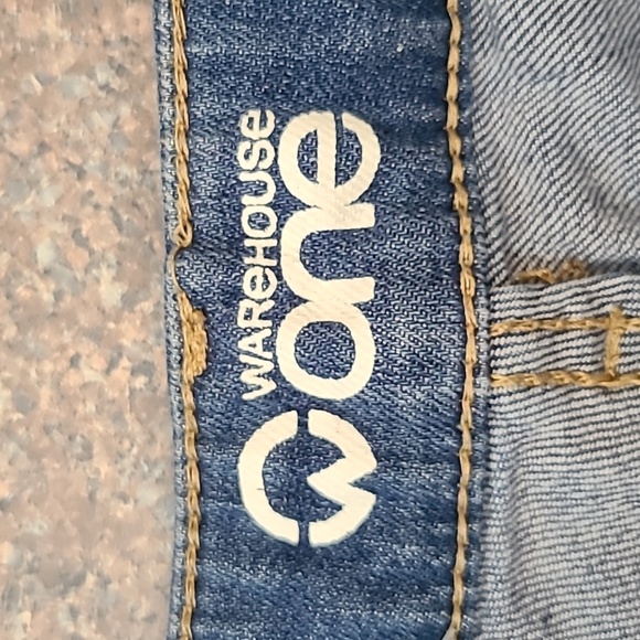 Warehouse one size 4 shorts - Picture 3 of 4